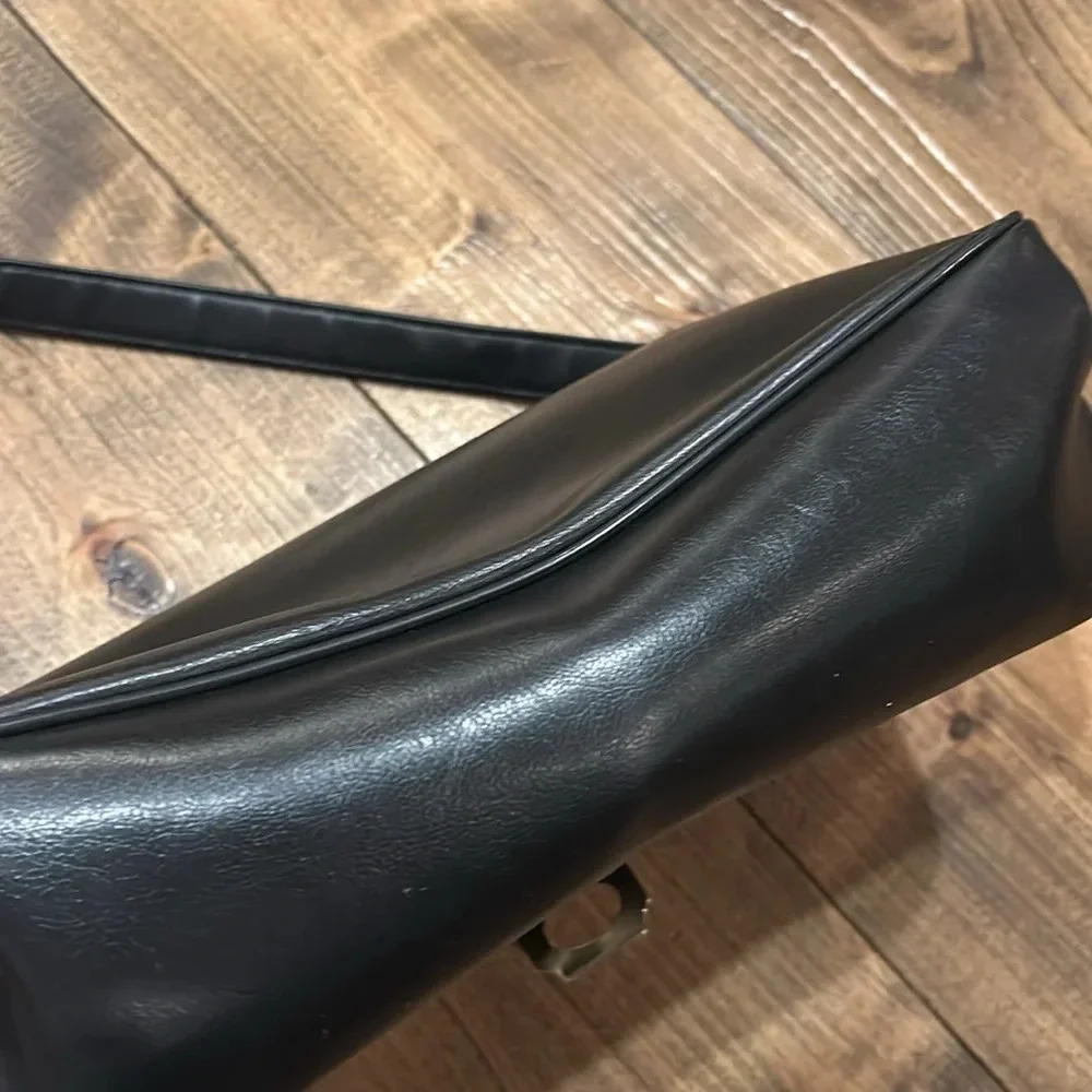 Vintage Leather purse - Picture 6 of 8